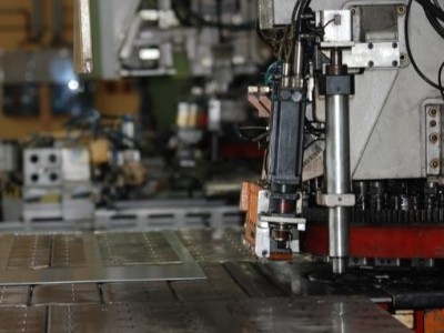 深圳鈑金加工廠常用的3種材料：合金銅、鋼、鋁
